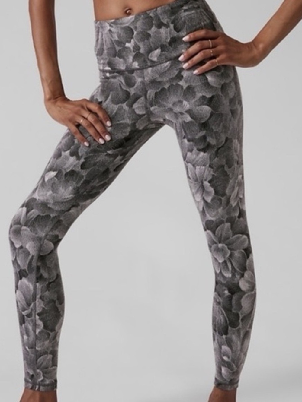 Athleta Elation High-Waist Textured Tights Leggings Size XL Gray Frosted Floral
